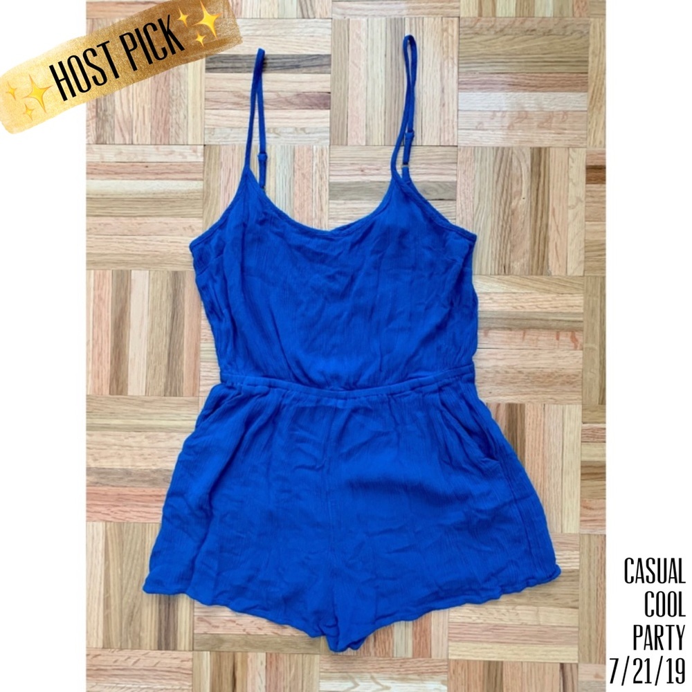 HP🏆(EUC)✨BLUE ROMPER W BACK CUTOUT
